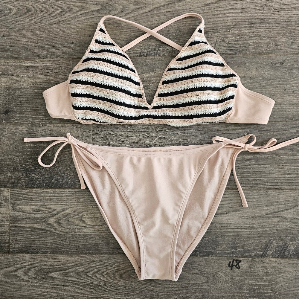 Women's sz M Nude Bikini Crochet Striped Top Solid Side String Tie Bottoms